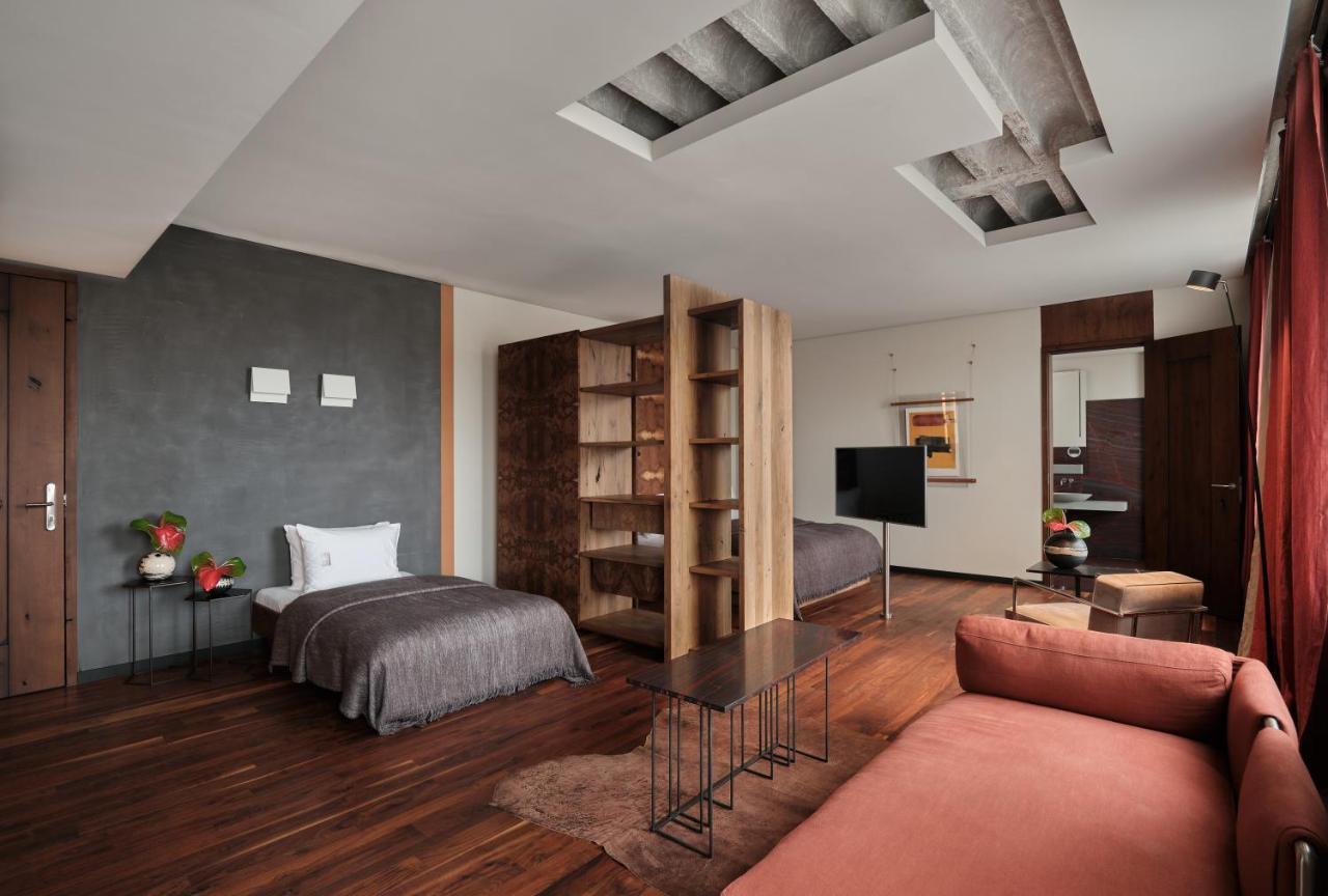 Hotel Warszawa מראה חיצוני תמונה A suite at the hotel