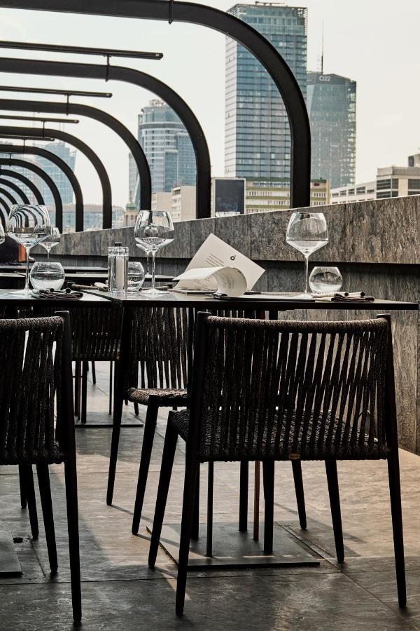 Hotel Warszawa מראה חיצוני תמונה Restaurant