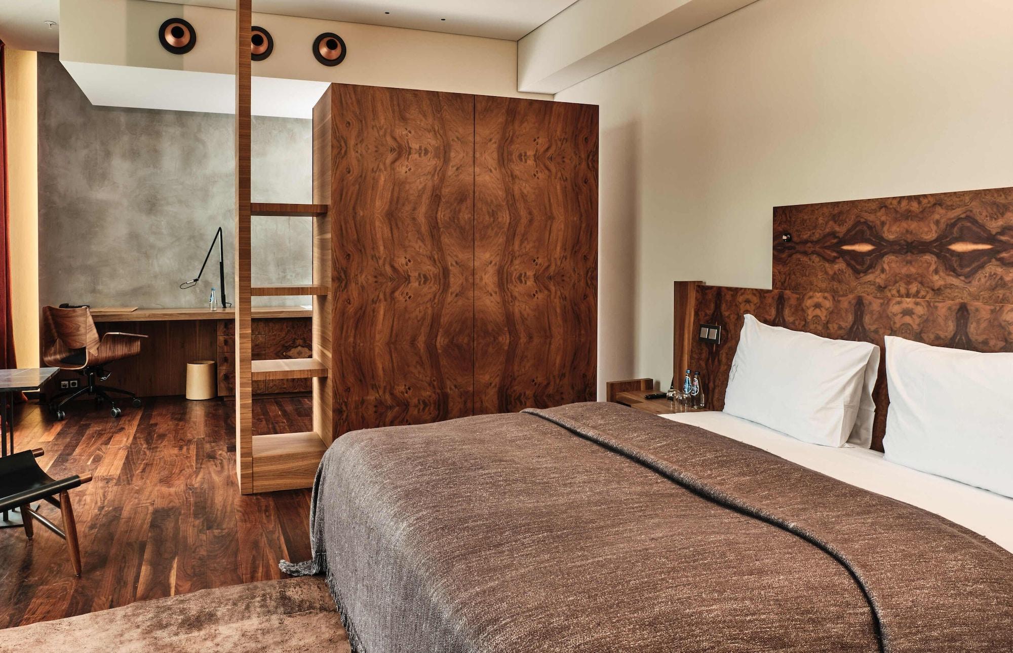Hotel Warszawa מראה חיצוני תמונה A room at the hotel
